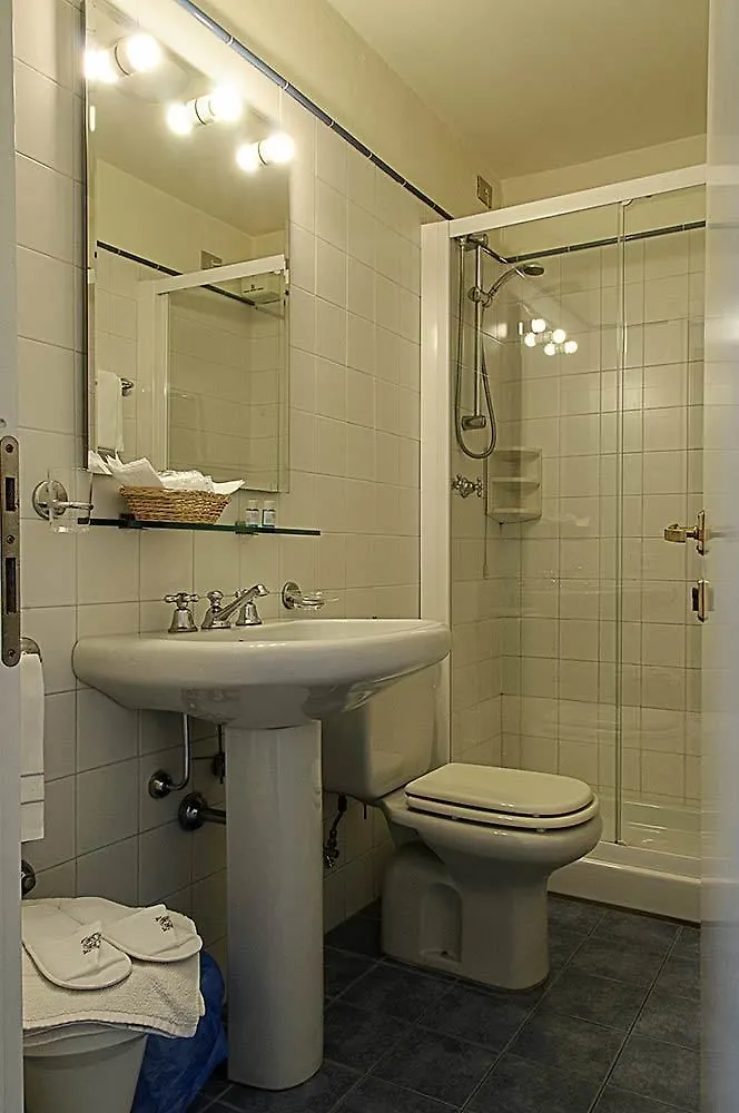 Hotel Arcangelo فياريجيو 3*,  إيطاليا